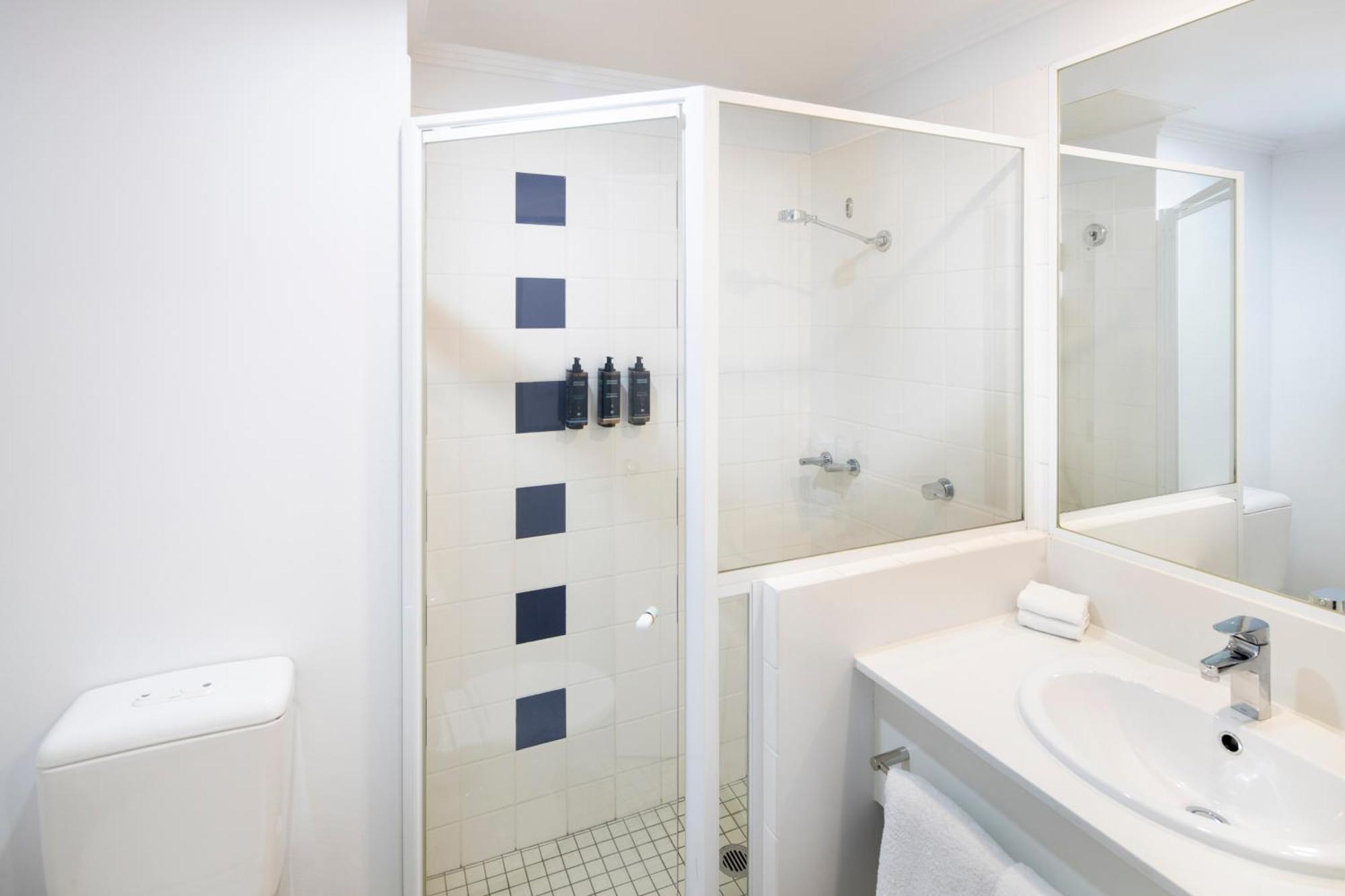 Mercure Sydney Bankstown Экстерьер фото