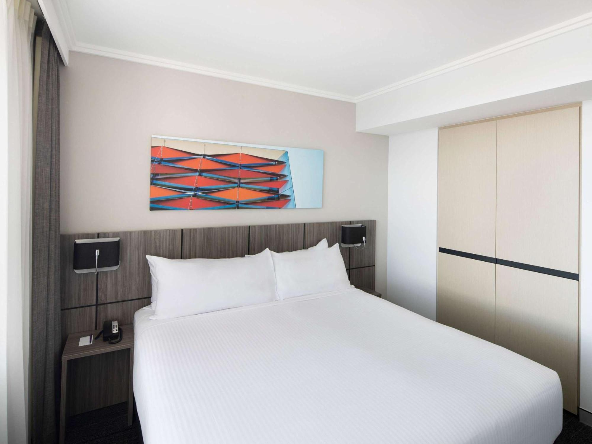 Mercure Sydney Bankstown Экстерьер фото