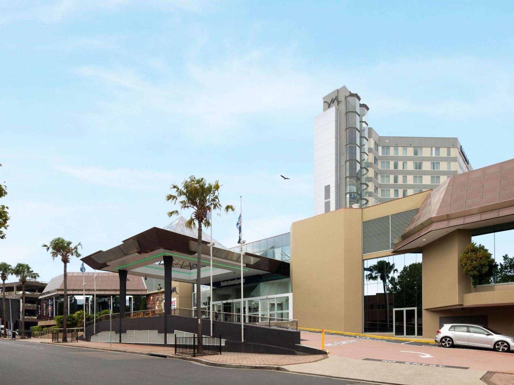 Mercure Sydney Bankstown Экстерьер фото